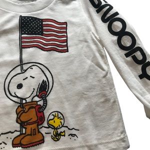Kids long sleeved Peanuts Tee with Snoopy and Woodstock. Size 2T. NWT